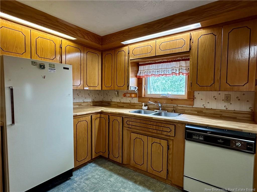 111 Main St, Plaster Rock, NB