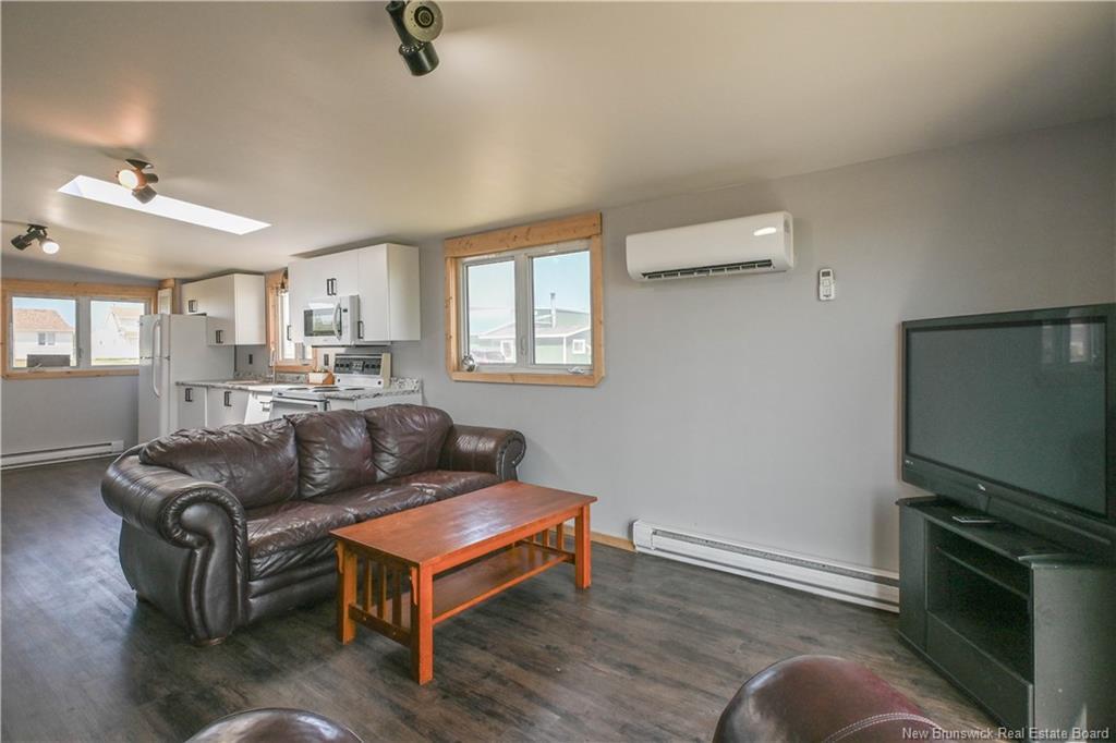 1990 Chatillon St, Maisonnette, NB