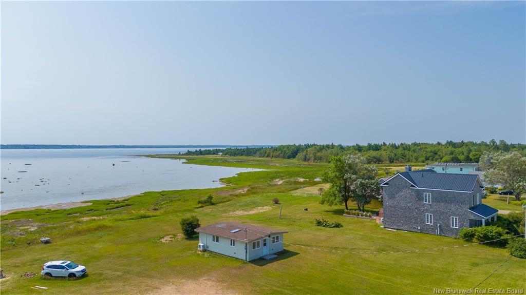1990 Chatillon St, Maisonnette, NB