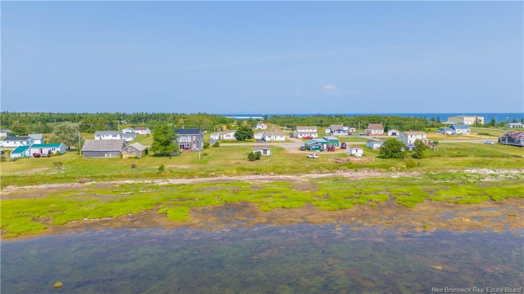 1990 Chatillon St, Maisonnette, NB