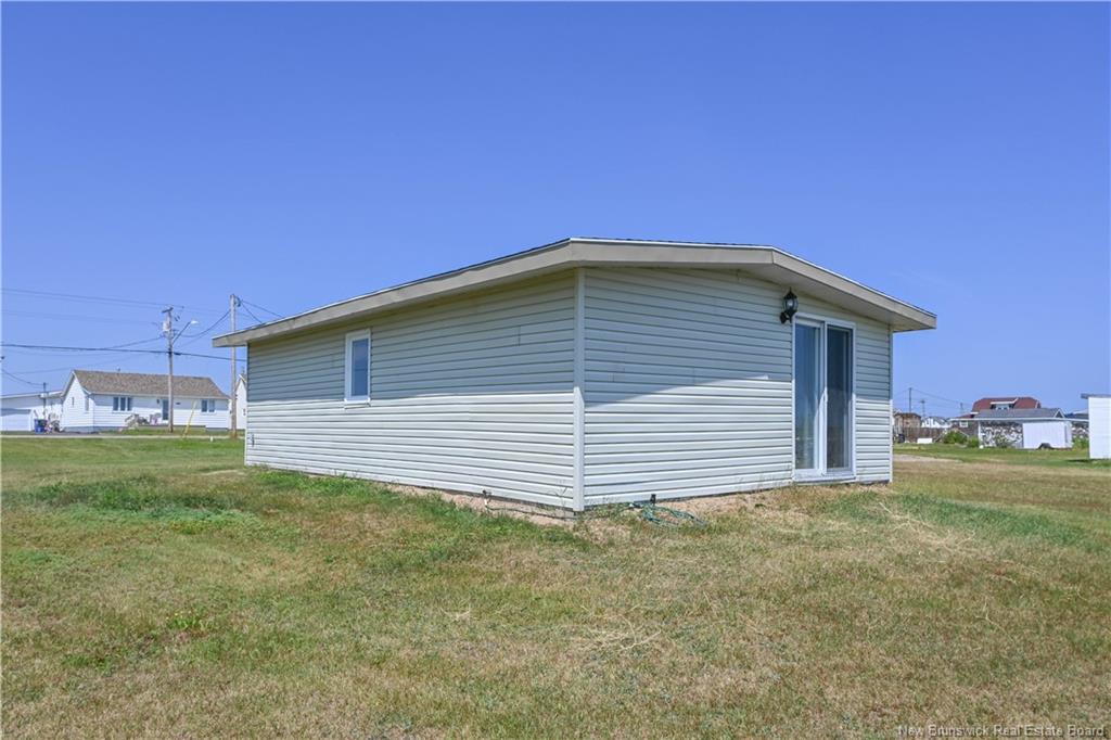 1990 Chatillon St, Maisonnette, NB