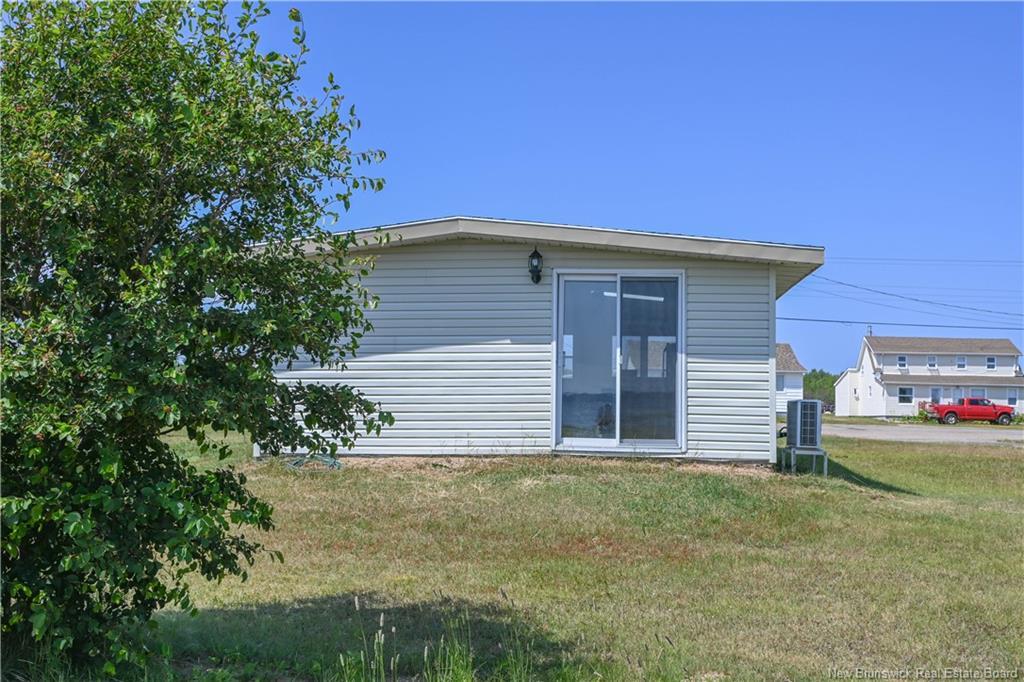 1990 Chatillon St, Maisonnette, NB