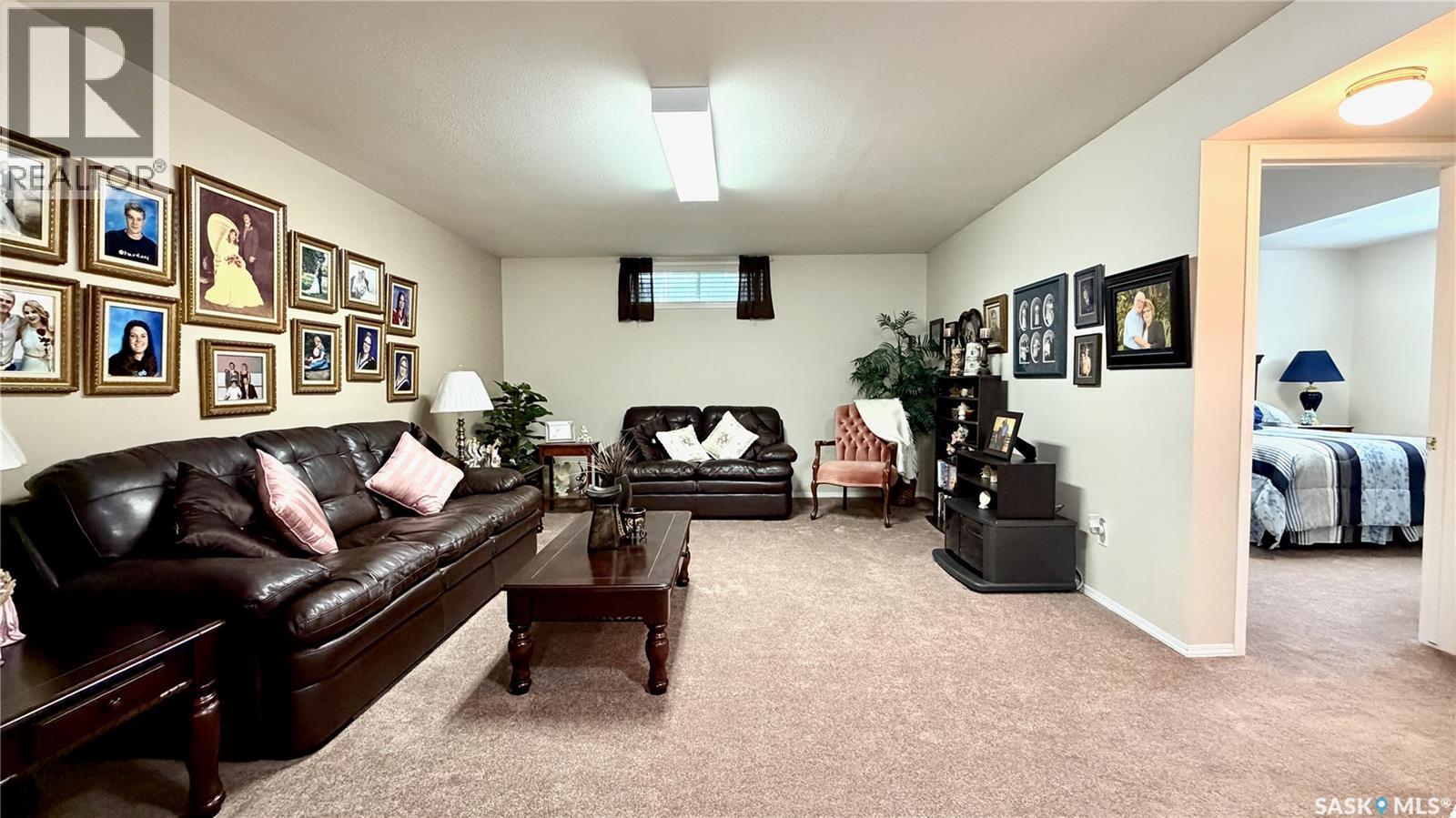 114 619 Heritage Lane, Saskatoon, SK - Indoor