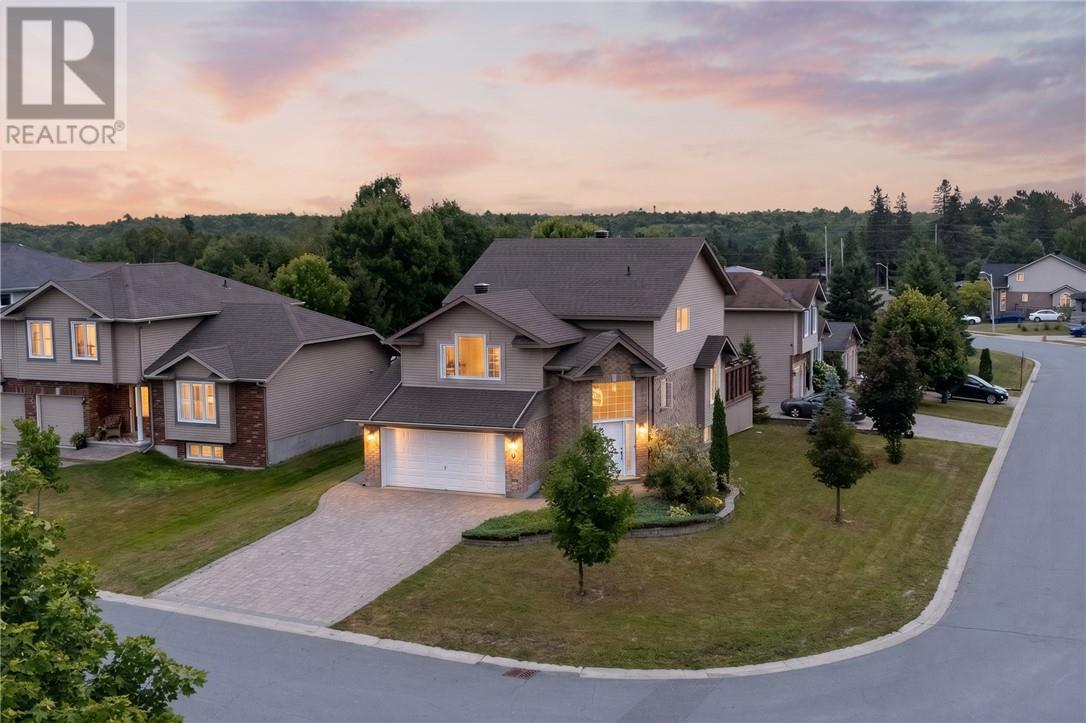 3 Silverberry, Lively, ON - Outdoor With Facade
