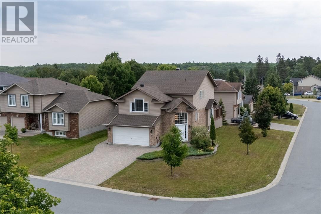 3 Silverberry, Lively, ON - Outdoor With Facade