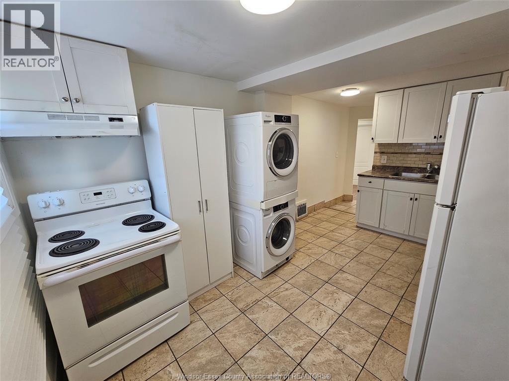 1143 Langlois, Windsor, ON - Indoor