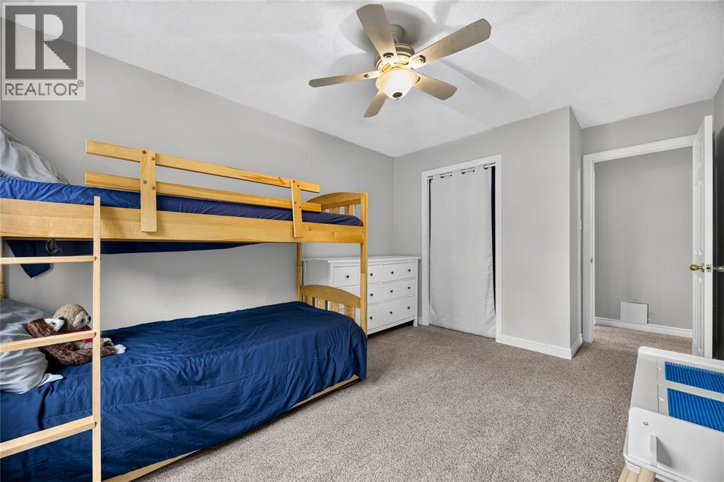 395 Brooktree Drive, St Clair, ON - Indoor Photo Showing Bedroom