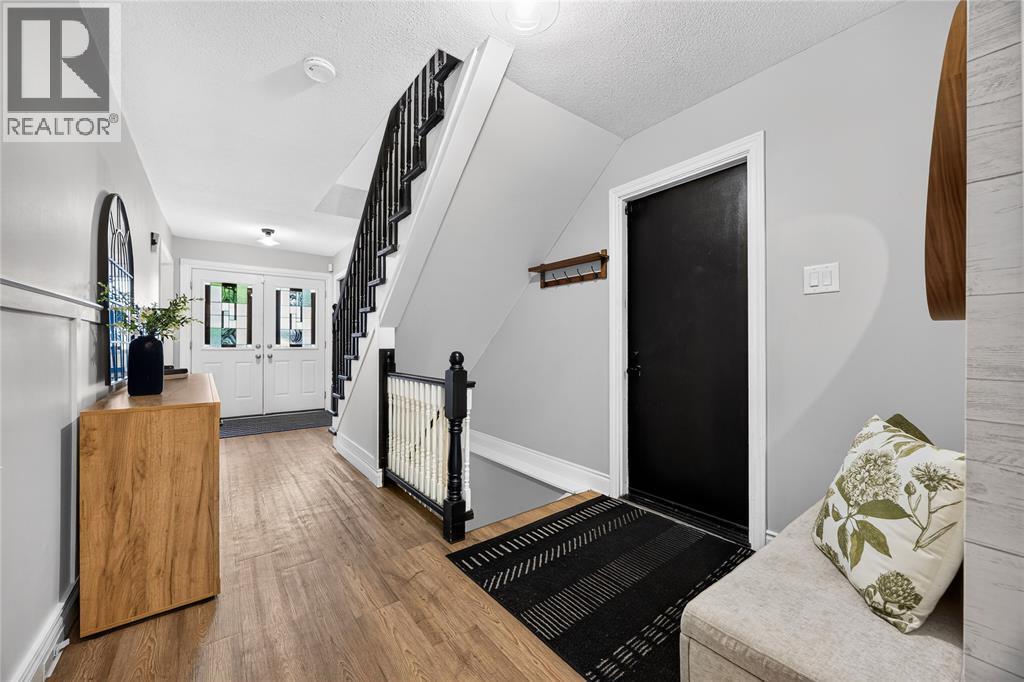 395 Brooktree Drive, St Clair, ON - Indoor Photo Showing Other Room