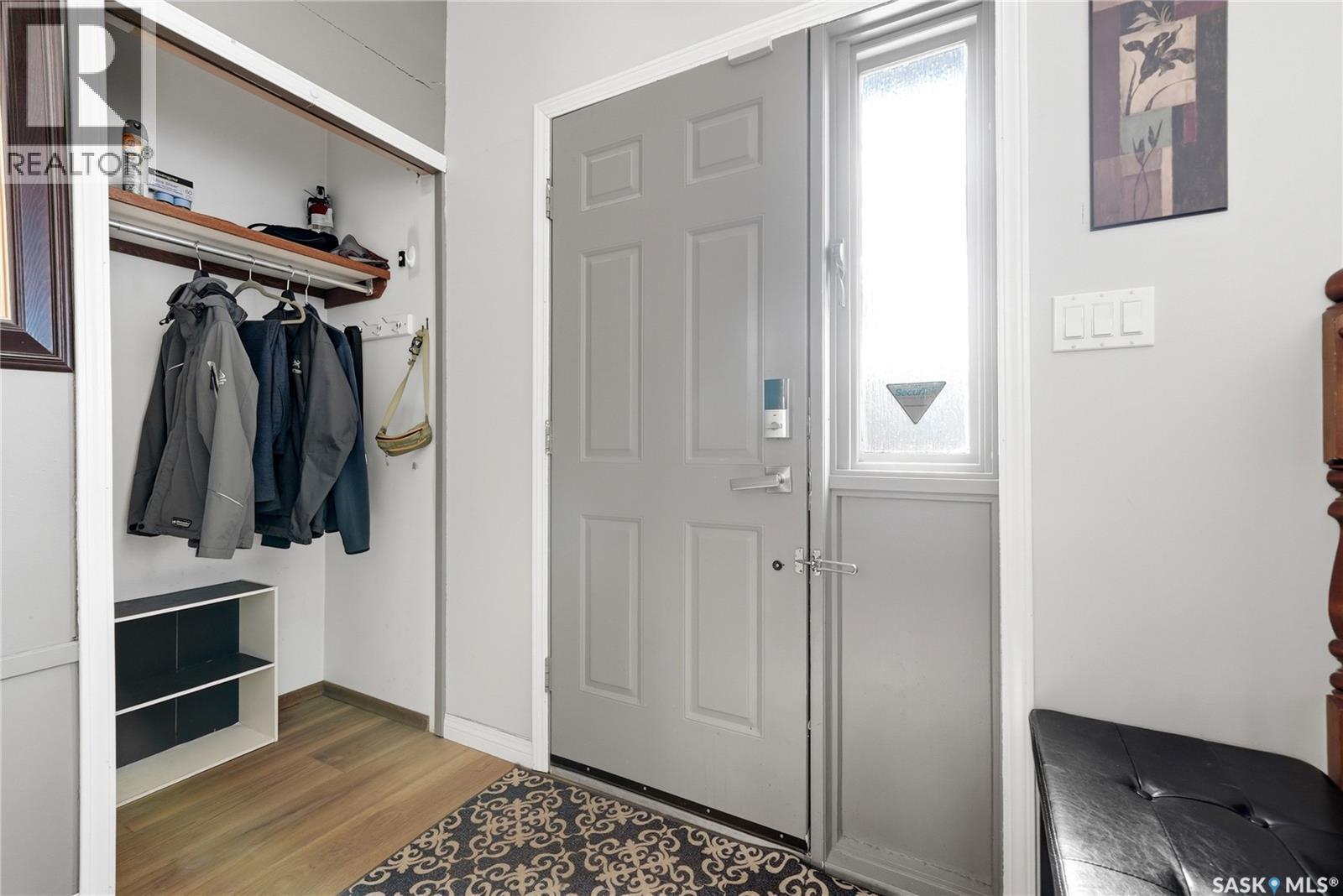 1054 Bayda Crescent, Regina, SK - Indoor