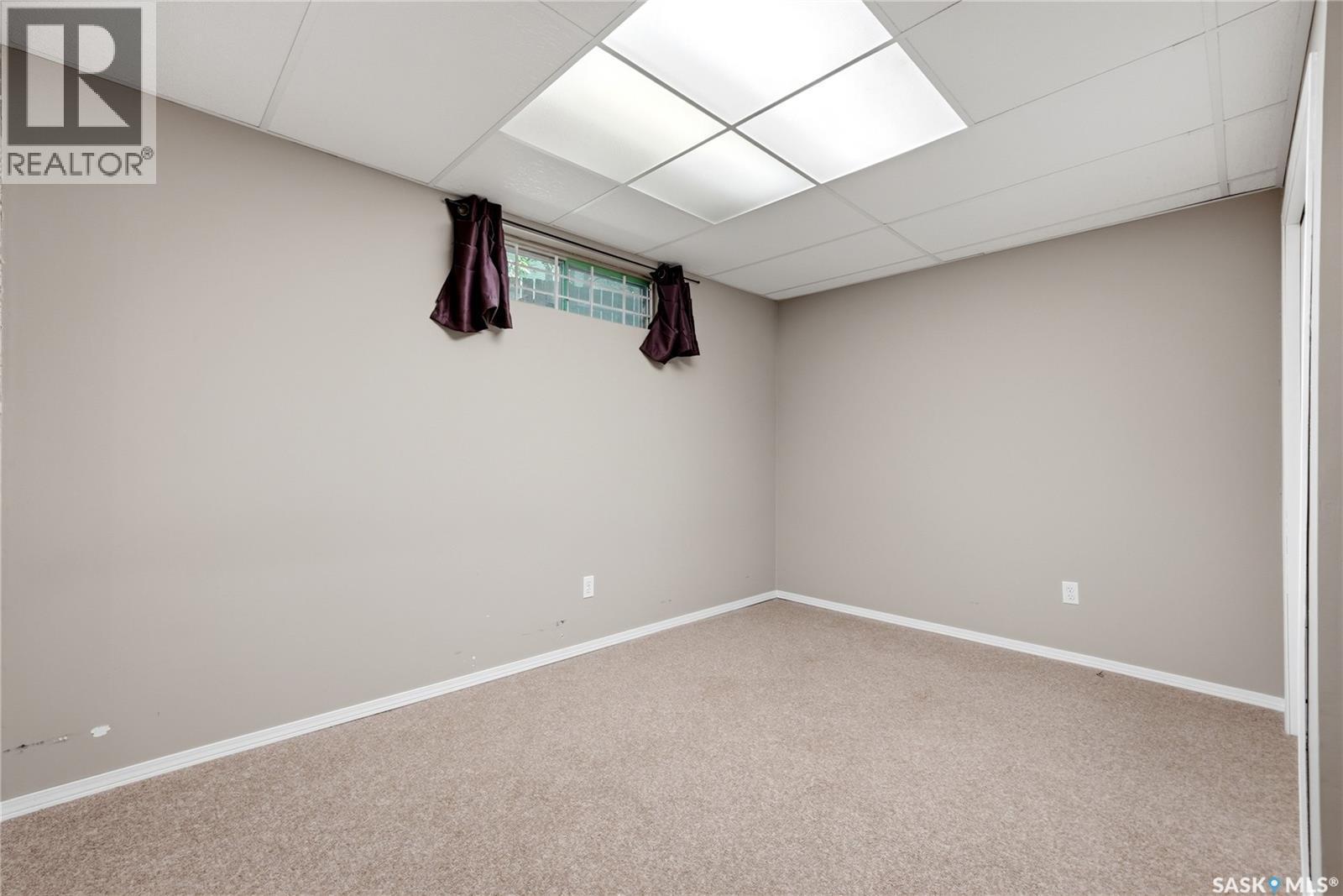 1054 Bayda Crescent, Regina, SK - Indoor Photo Showing Other Room