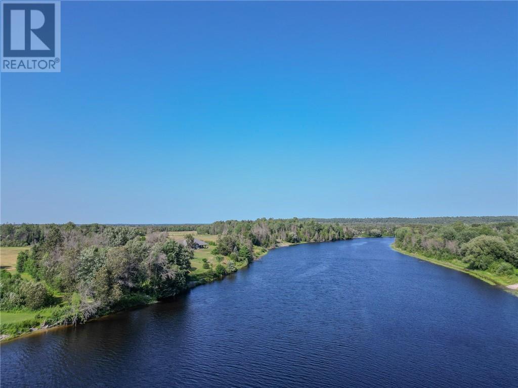 1200 River Road, Massey, ON