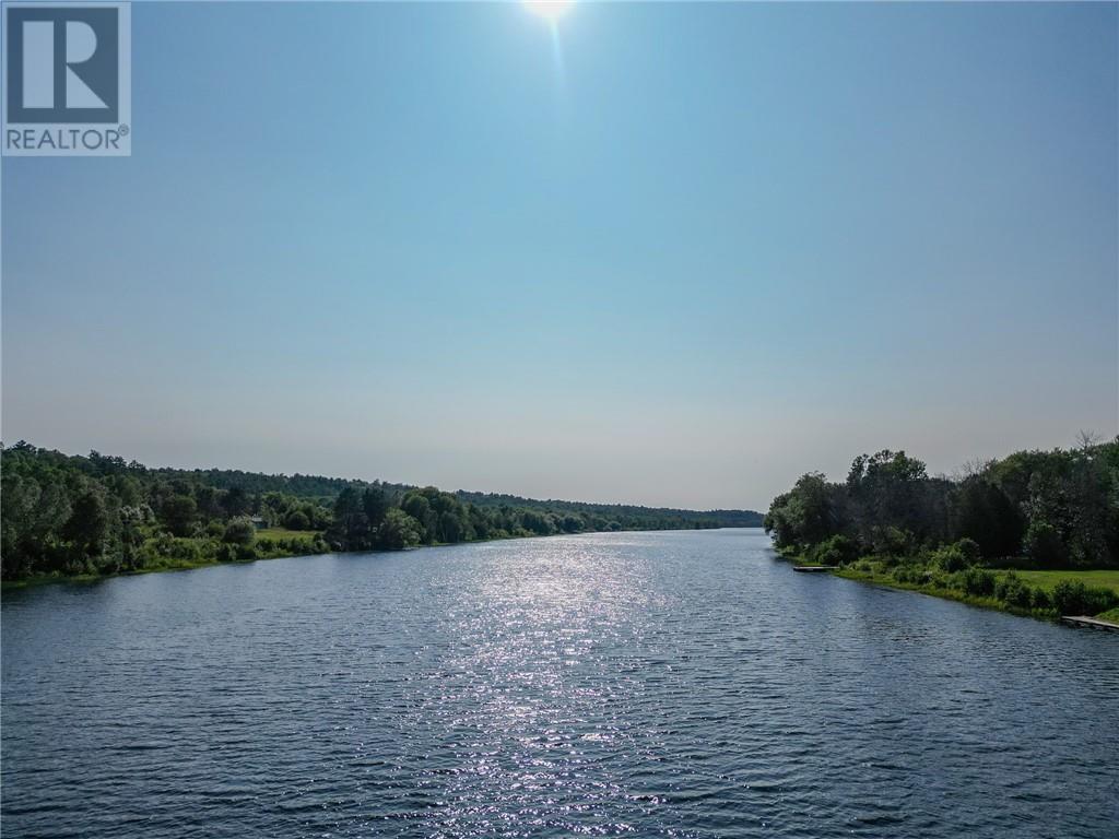 1200 River Road, Massey, ON