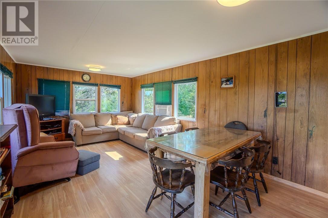 1200 River Road, Massey, ON