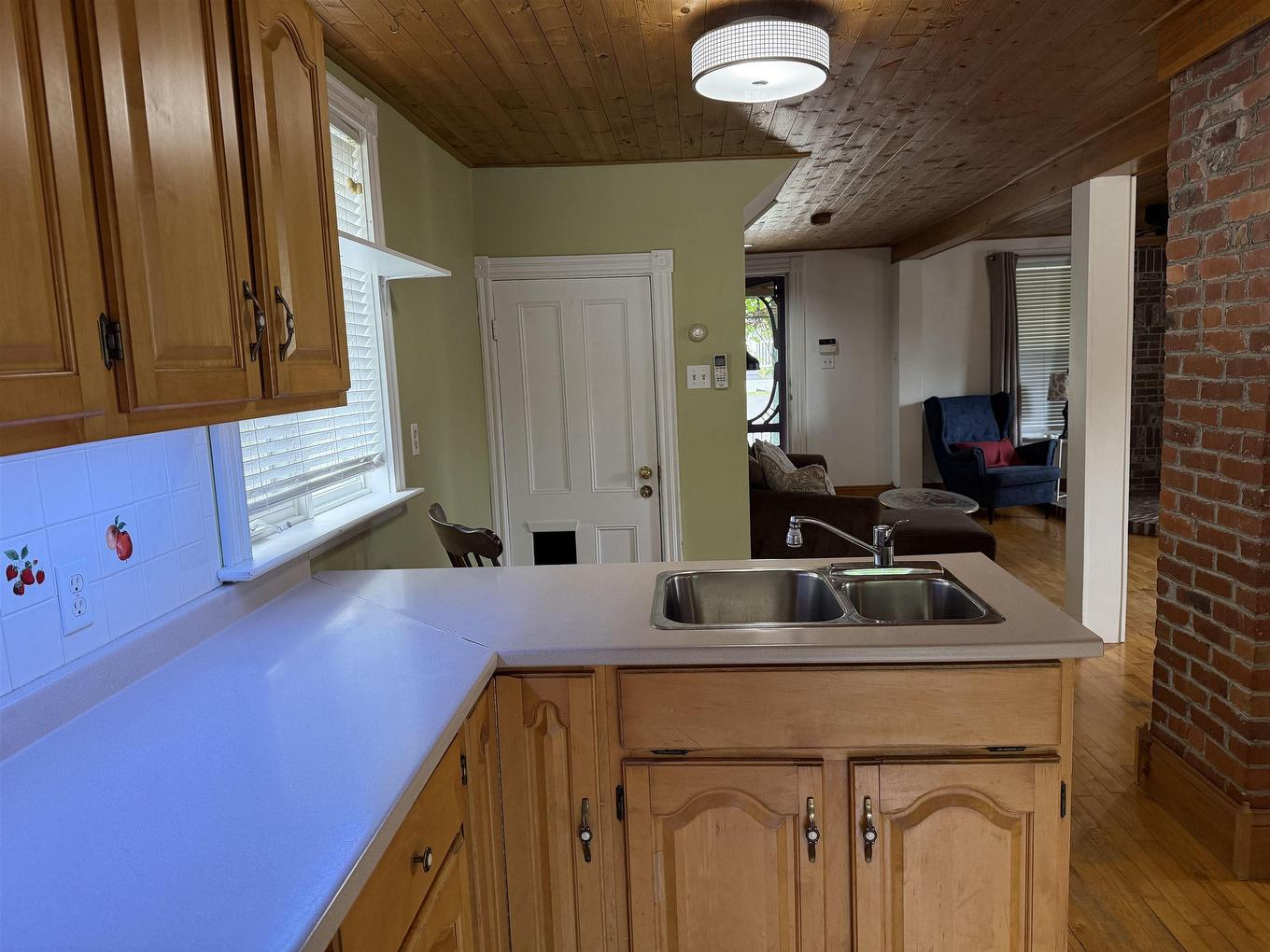 69 Alice Street, Truro, NS - Indoor Photo Showing Kitchen With Double Sink