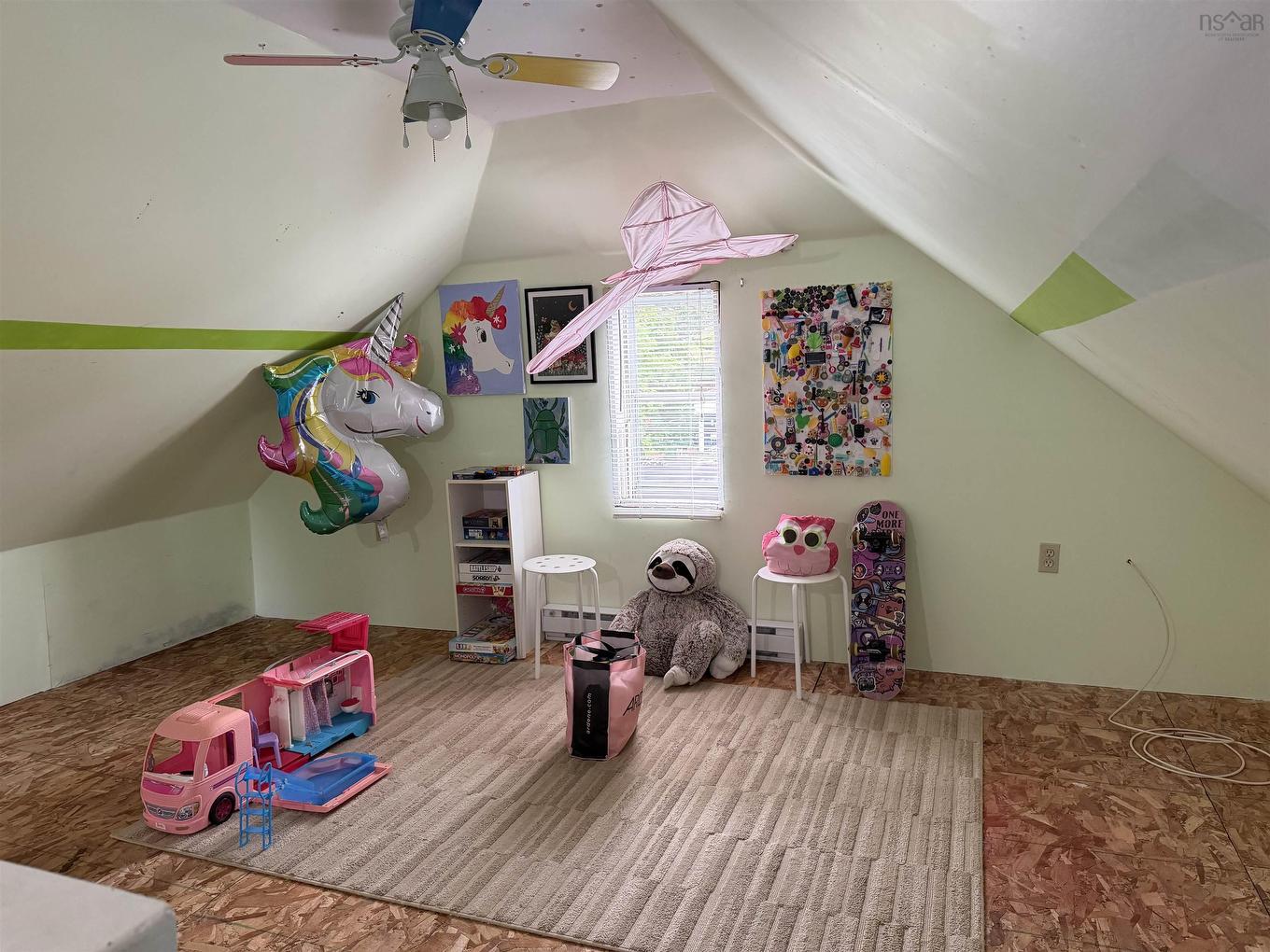 69 Alice Street, Truro, NS - Indoor Photo Showing Other Room