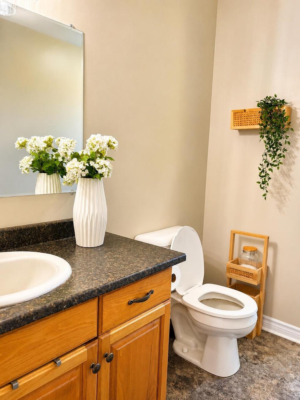 207 North Drive, Summerside, PE - Indoor Photo Showing Bathroom