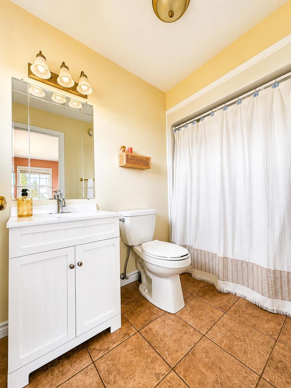 207 North Drive, Summerside, PE - Indoor Photo Showing Bathroom
