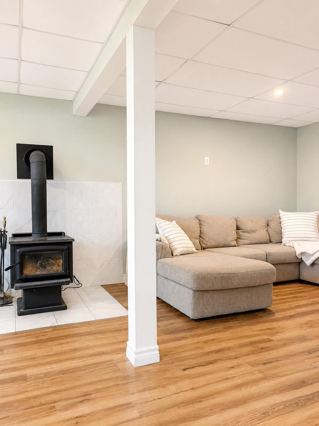 207 North Drive, Summerside, PE - Indoor Photo Showing Living Room With Fireplace