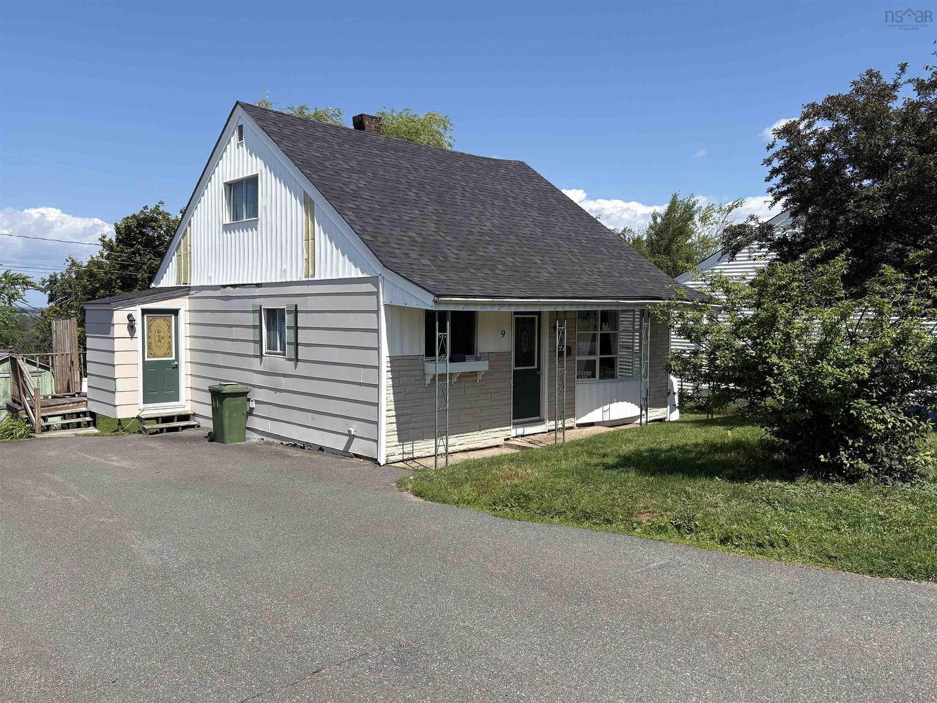 9 Maclaren Avenue, New Glasgow, NS - Outdoor