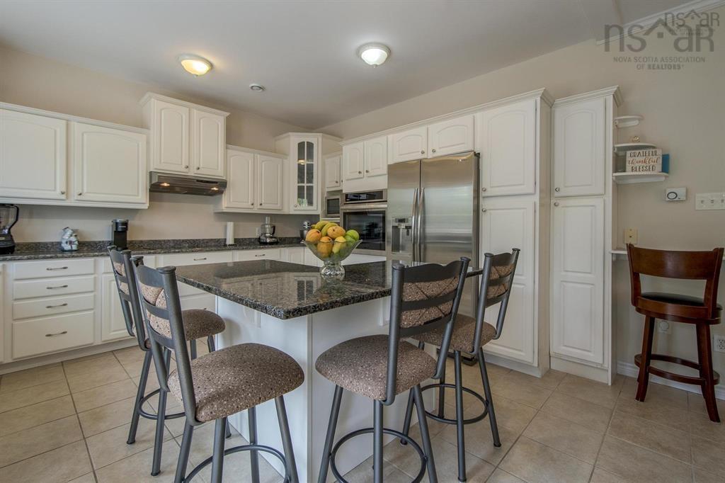 31 Grebe Avenue, Timberlea, NS - Indoor Photo Showing Kitchen With Upgraded Kitchen