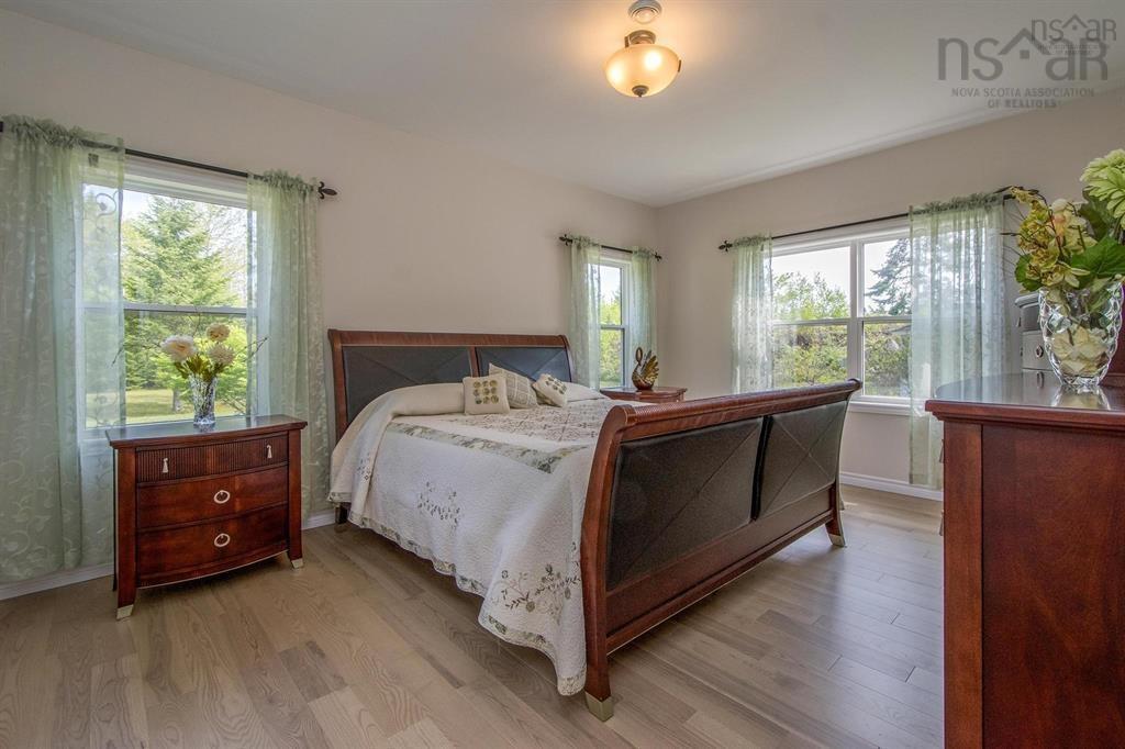 31 Grebe Avenue, Timberlea, NS - Indoor Photo Showing Bedroom