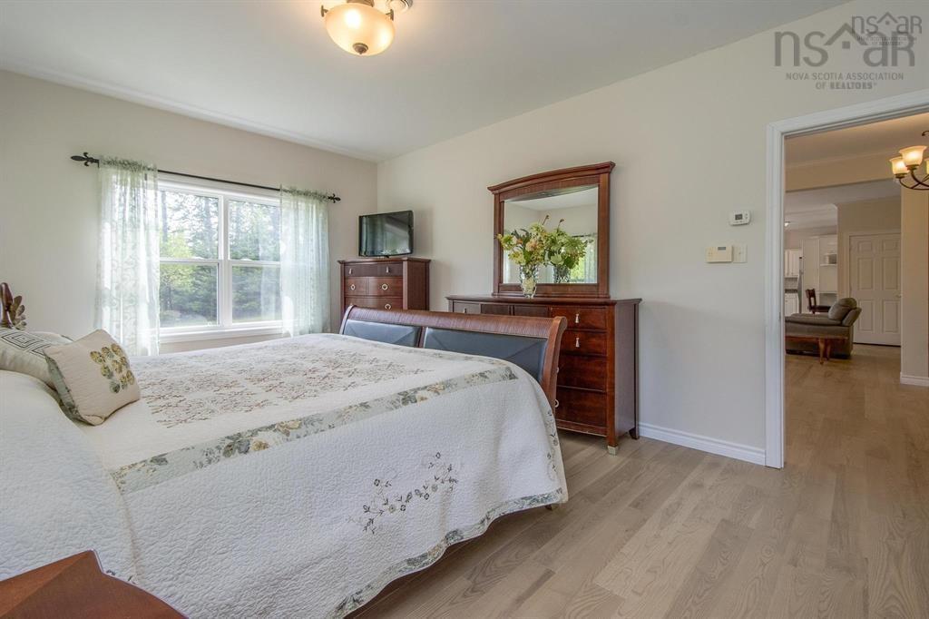31 Grebe Avenue, Timberlea, NS - Indoor Photo Showing Bedroom