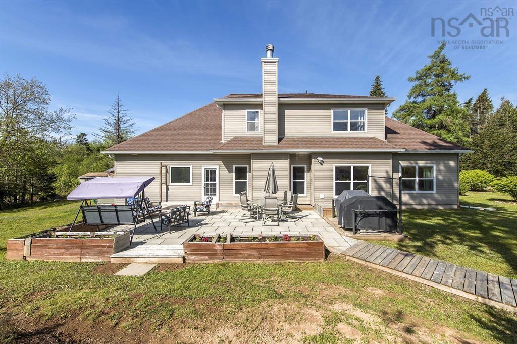 31 Grebe Avenue, Timberlea, NS - Outdoor