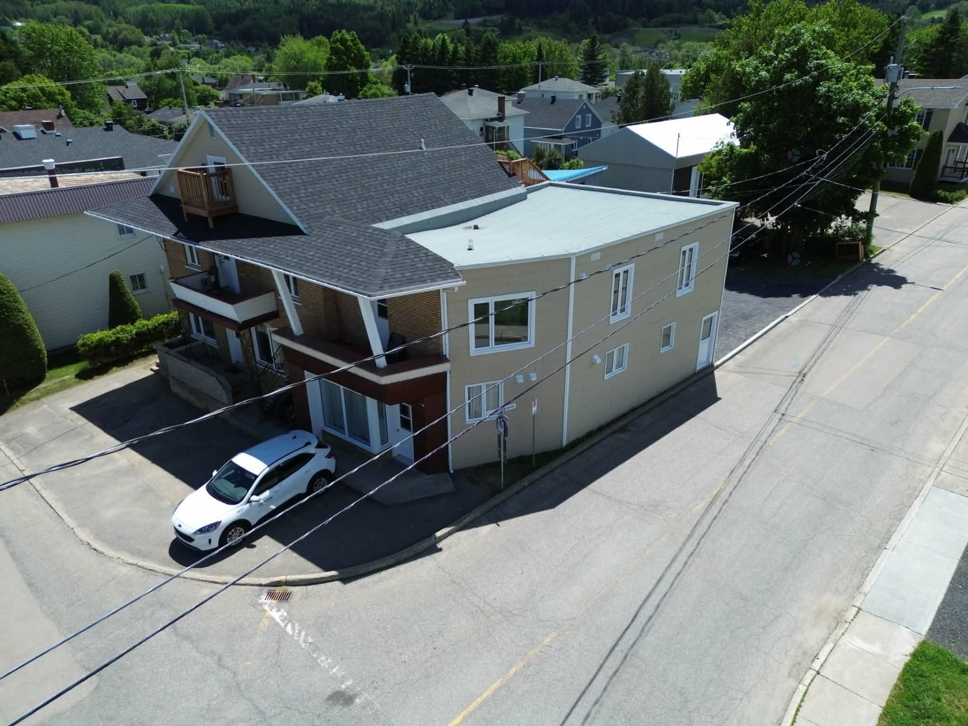 Aerial View - 70 Rue Lapointe, Clermont, QC - Outdoor