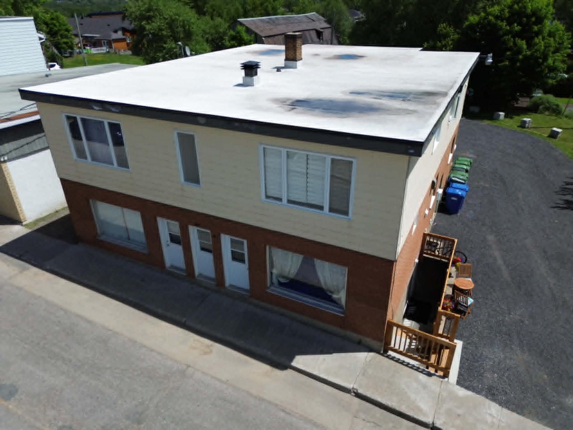 Photo aérienne - 70 Rue Lapointe, Clermont, QC - Outdoor