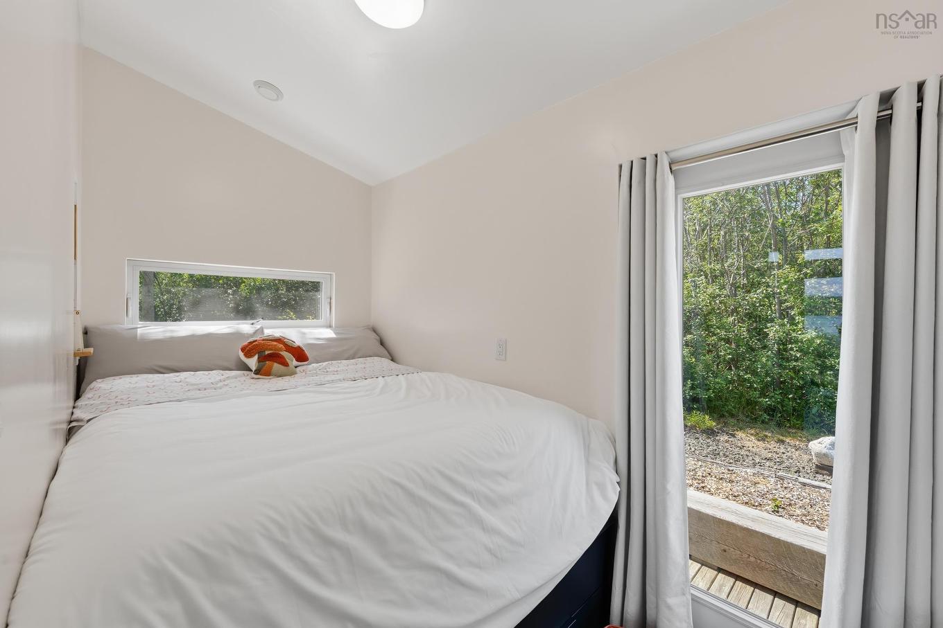 27 Thomas Road, Digby, NS - Indoor Photo Showing Bedroom