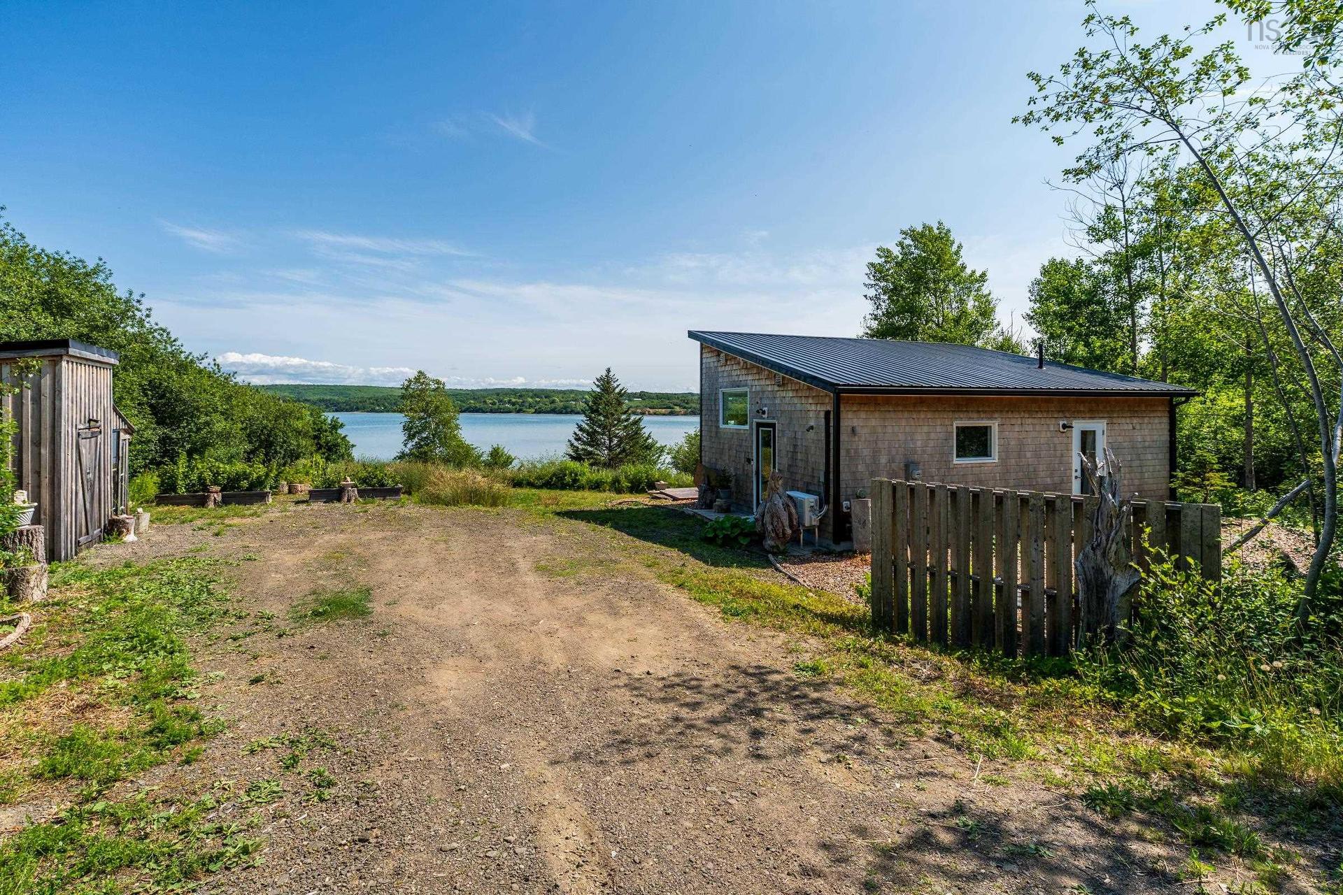 27 Thomas Road, Digby, NS - Outdoor With Body Of Water