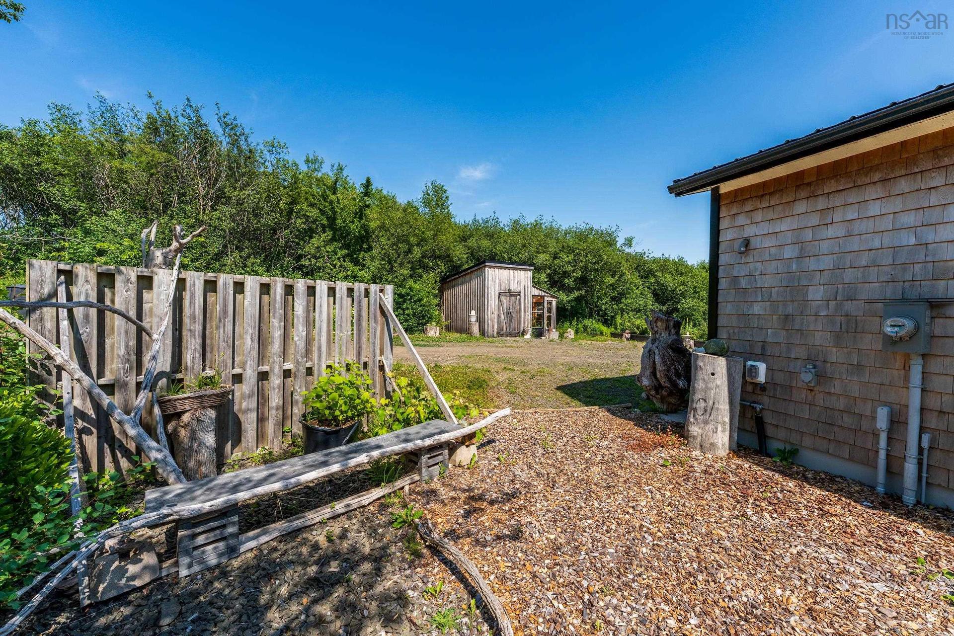 27 Thomas Road, Digby, NS - Outdoor