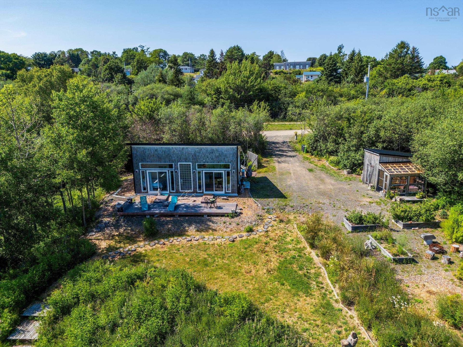 27 Thomas Road, Digby, NS - Outdoor
