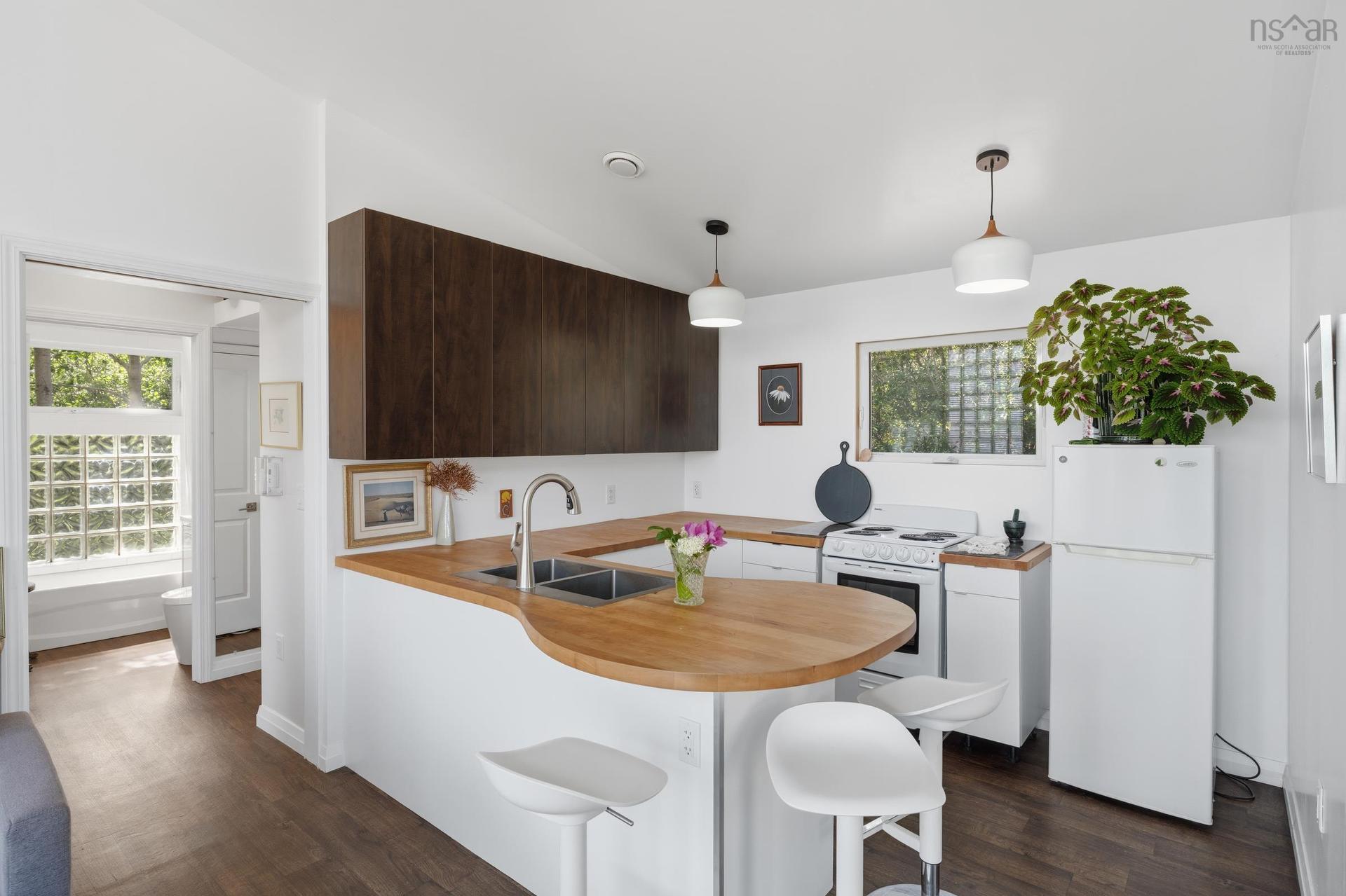 27 Thomas Road, Digby, NS - Indoor