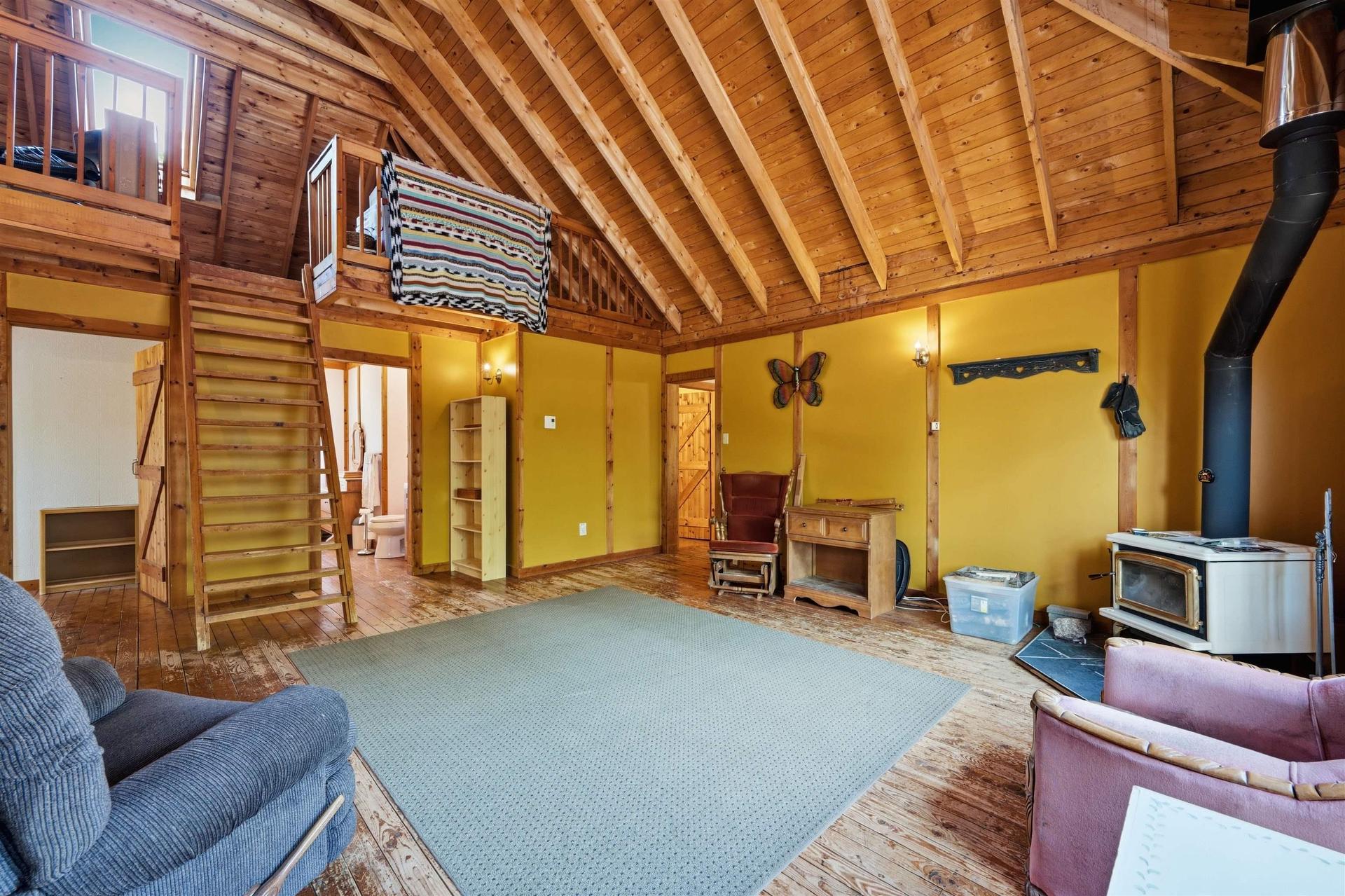 397 Chalet Drive, Vaughan, NS - Indoor