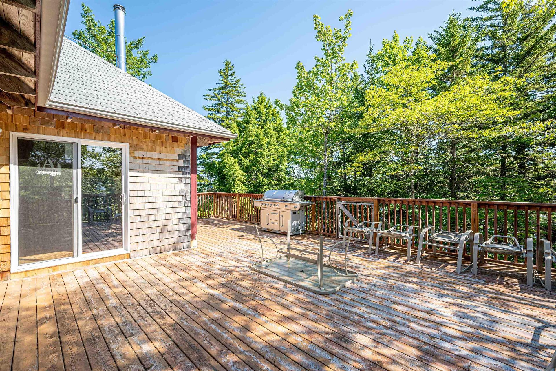 397 Chalet Drive, Vaughan, NS - Outdoor With Deck Patio Veranda