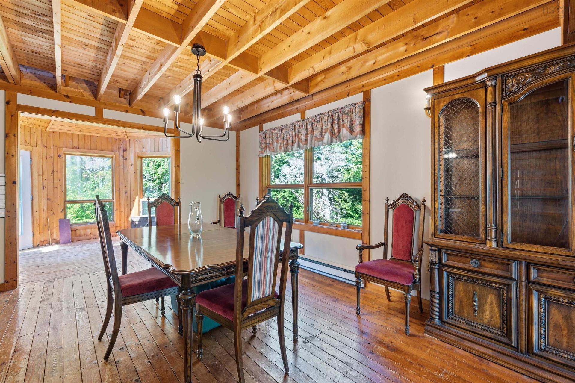 397 Chalet Drive, Vaughan, NS - Indoor Photo Showing Dining Room
