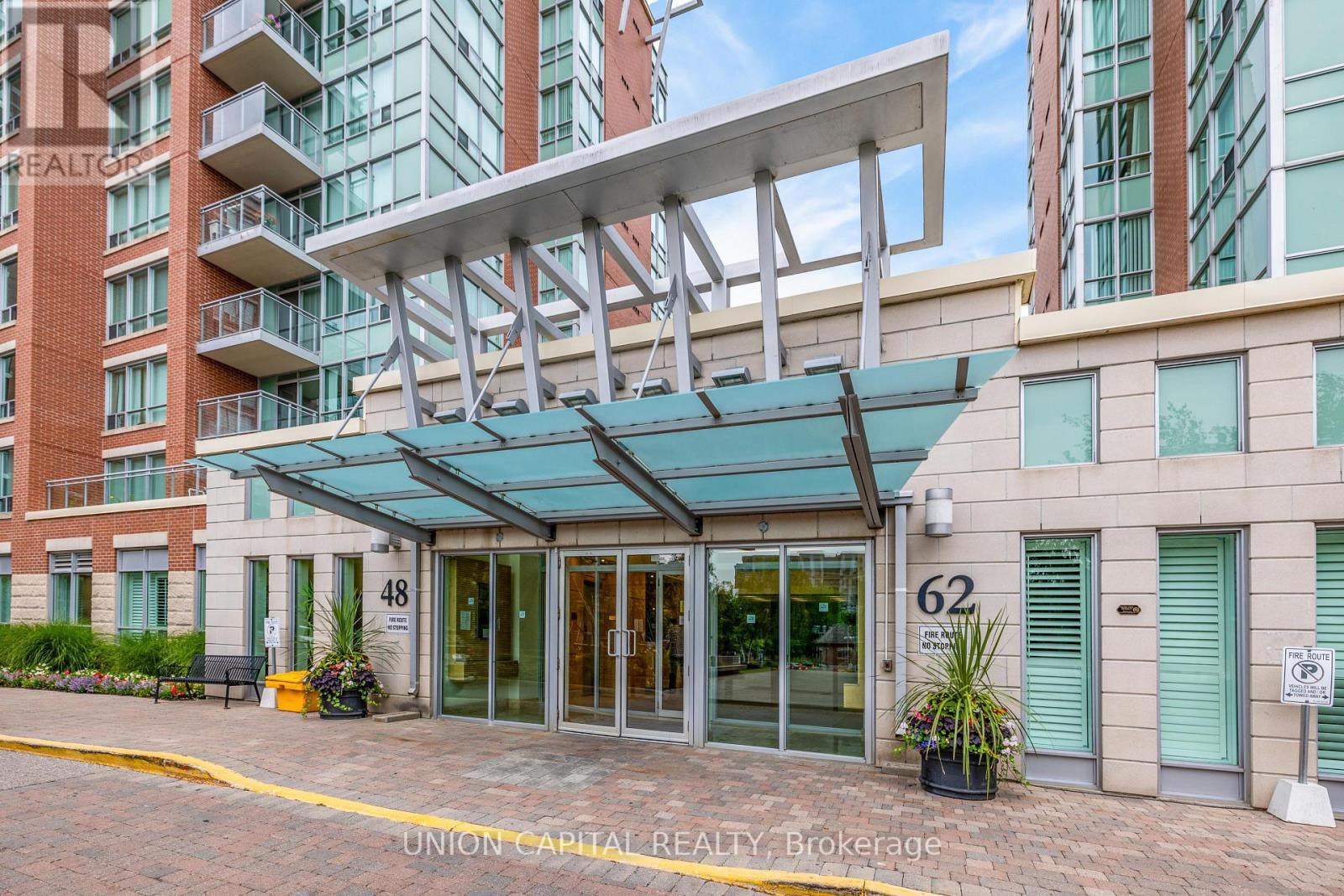 102 - 48 Suncrest Boulevard, Markham, ON