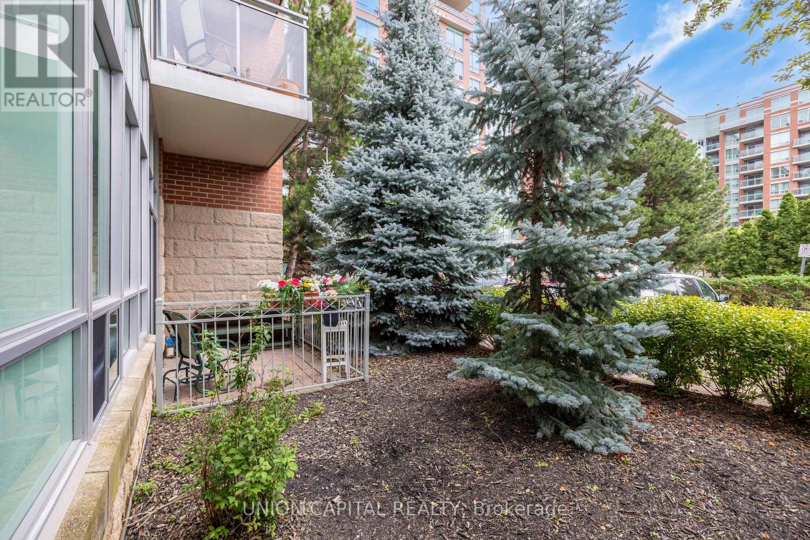 102 - 48 Suncrest Boulevard, Markham, ON