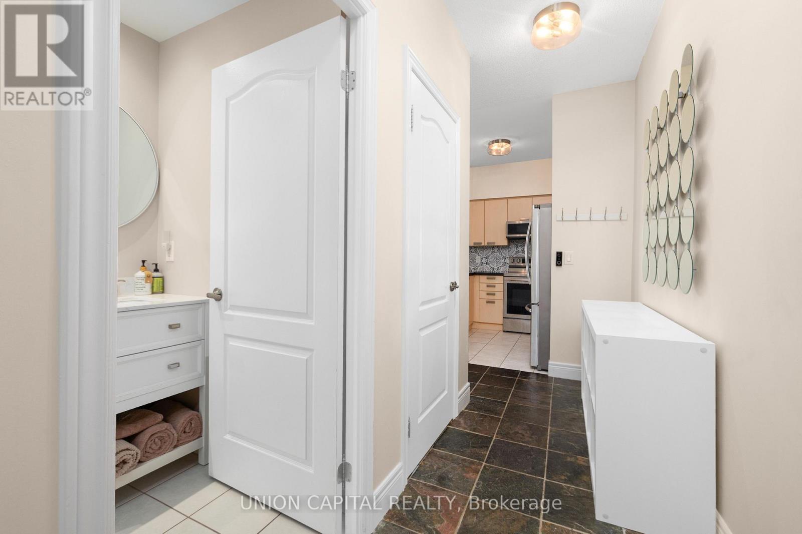 102 - 48 Suncrest Boulevard, Markham, ON