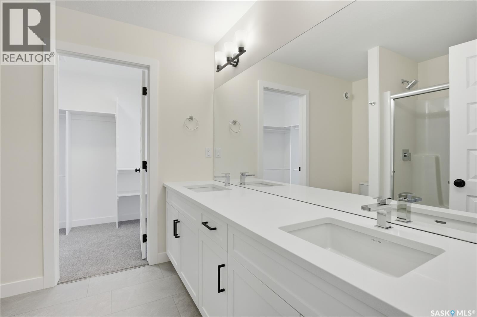 692 Nazarali Lane, Saskatoon, SK - Indoor Photo Showing Bathroom