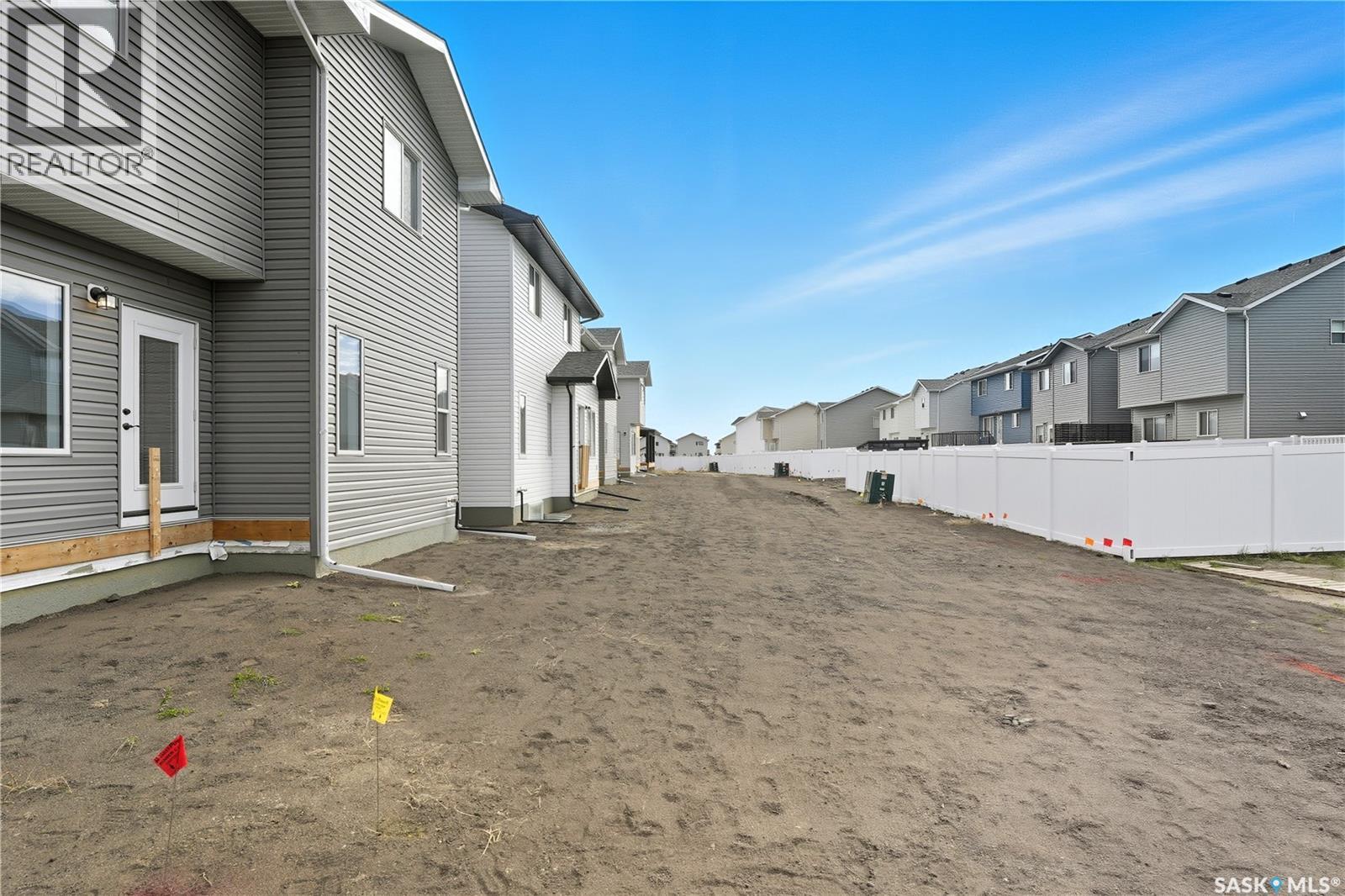 692 Nazarali Lane, Saskatoon, SK - Outdoor