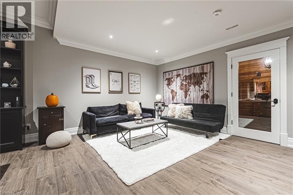 Recreation Room - 597 Old York Road, Burlington, ON - Indoor Photo Showing Living Room
