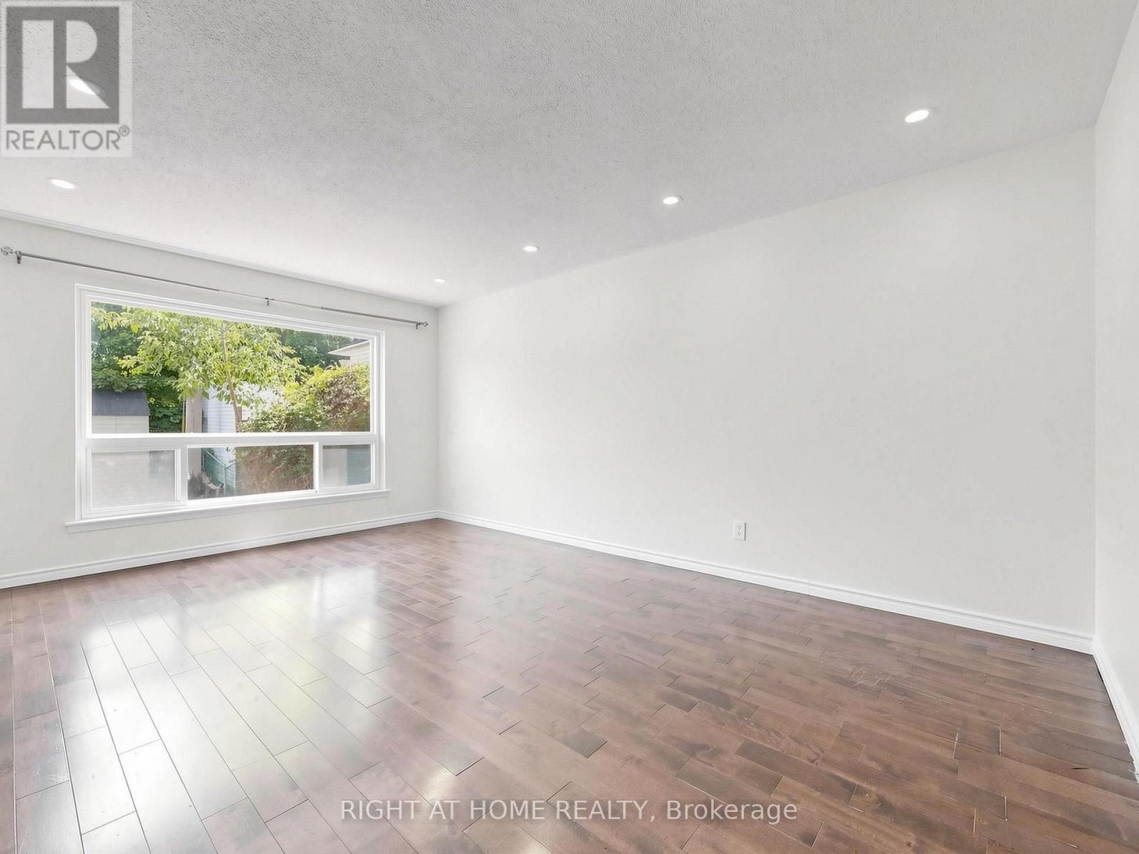 148 Sexton Crescent, Toronto, ON - Indoor