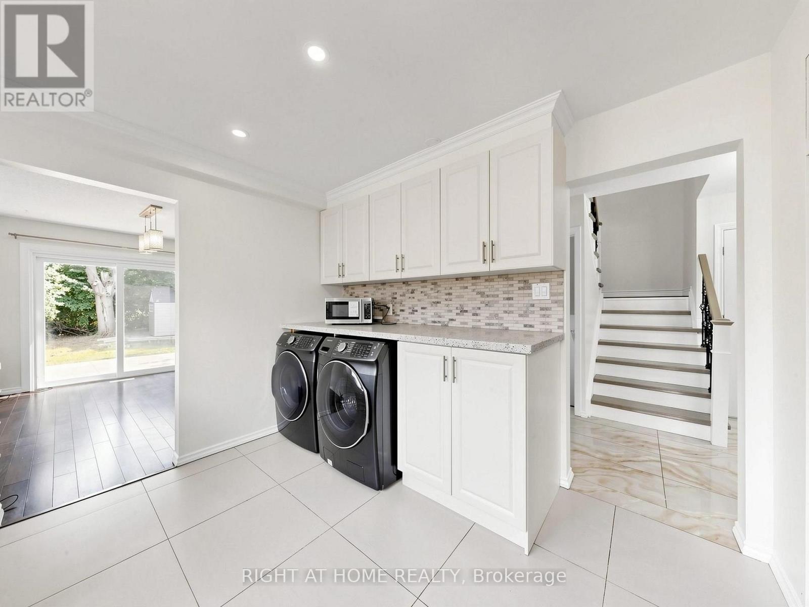 (Main) - 148 Sexton Crescent, Toronto, ON - Indoor Photo Showing Laundry Room