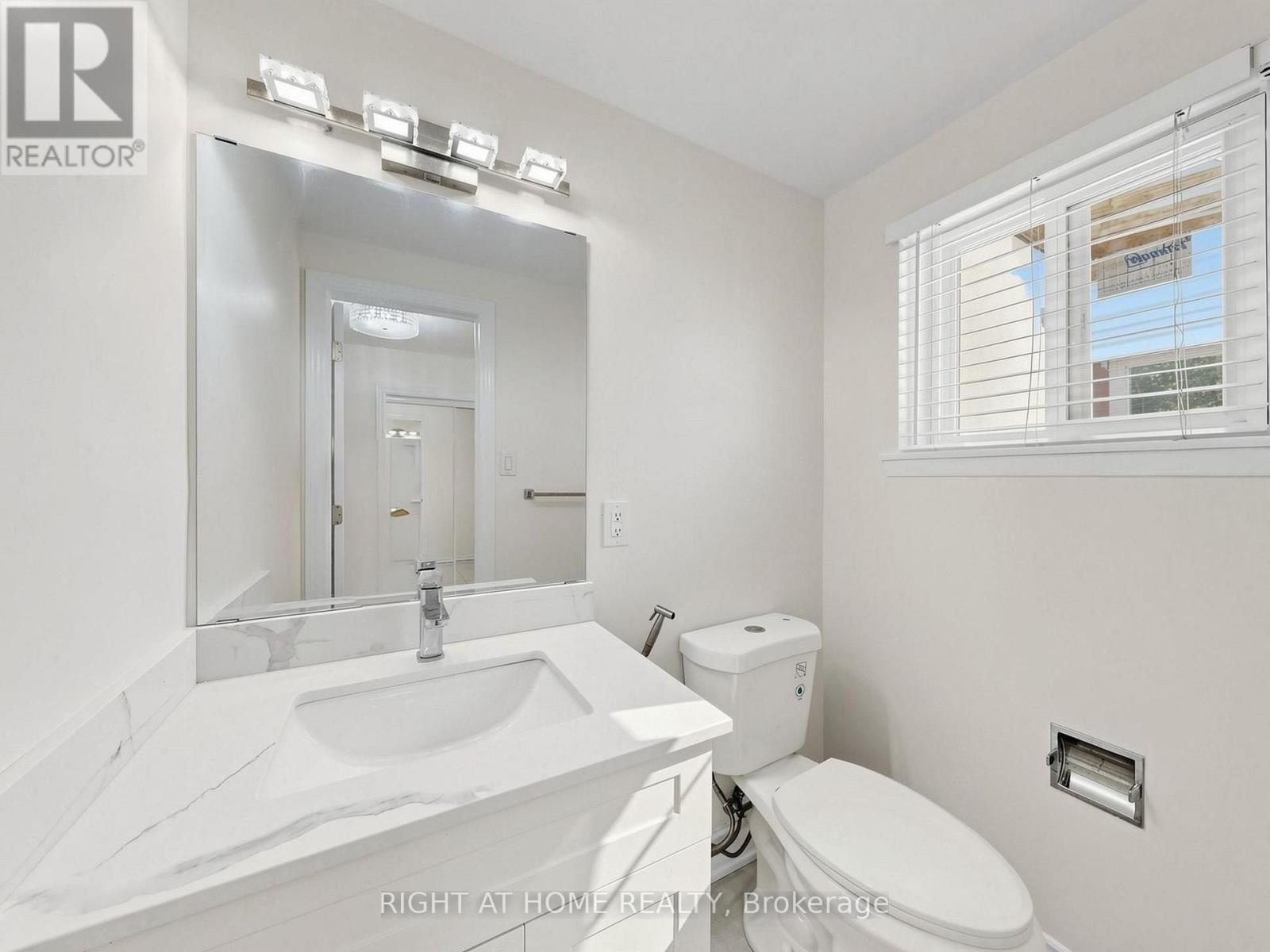 (Main) - 148 Sexton Crescent, Toronto, ON - Indoor Photo Showing Bathroom