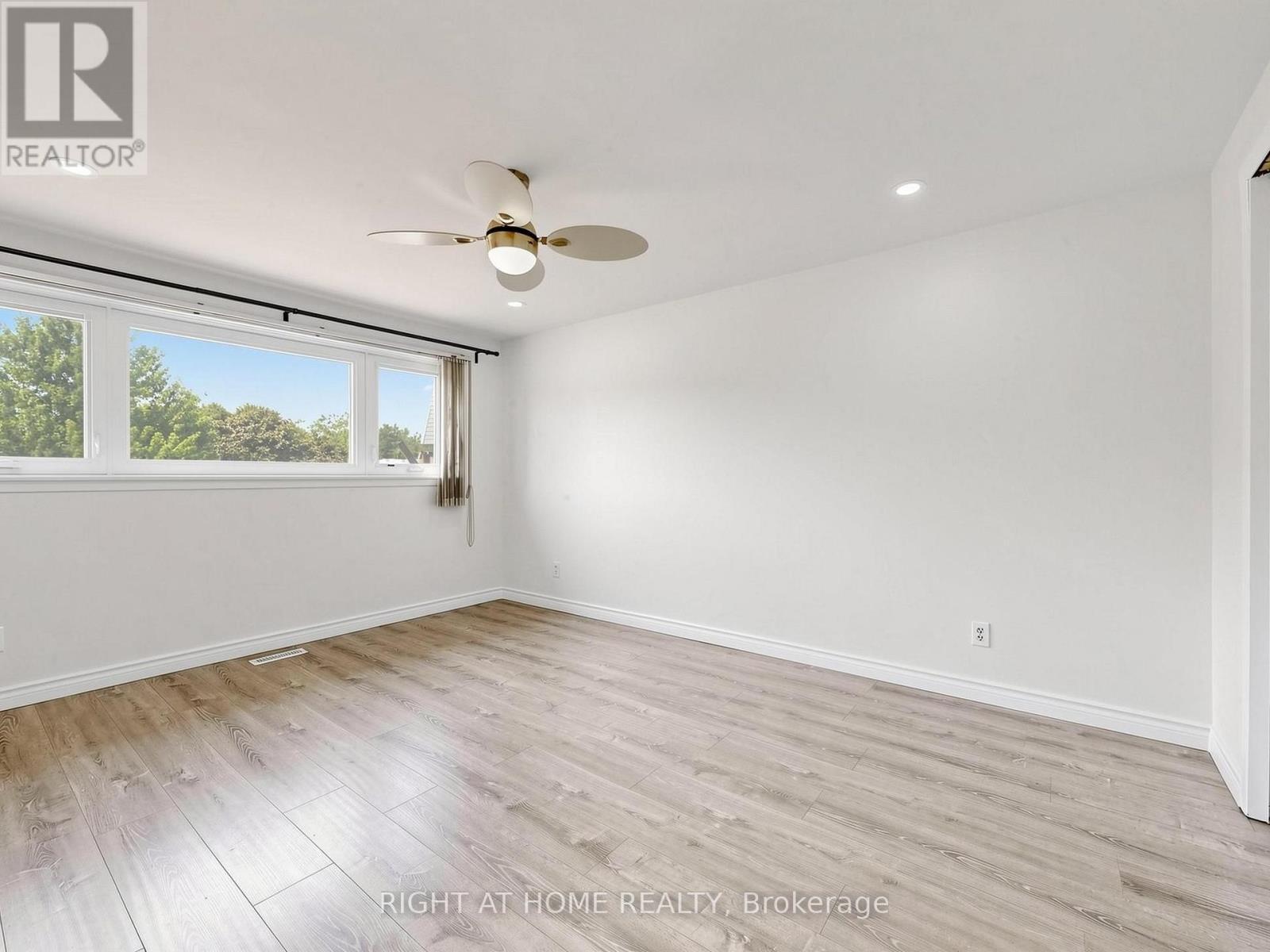 (Main) - 148 Sexton Crescent, Toronto, ON - Indoor Photo Showing Other Room