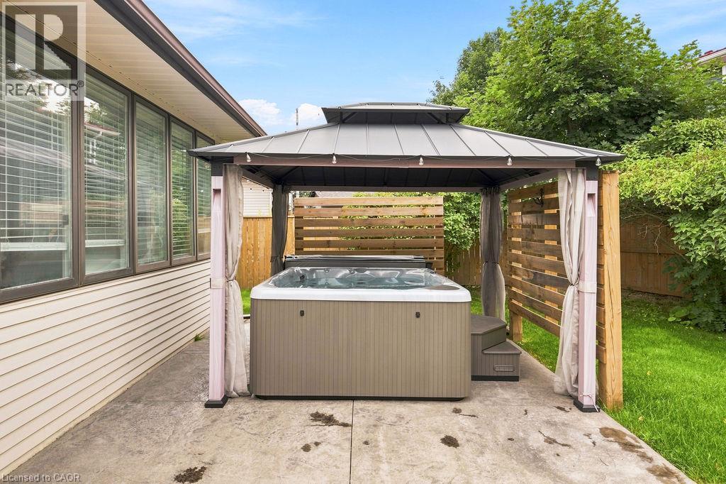 67 Weber Street S, Waterloo, ON - Outdoor With Exterior