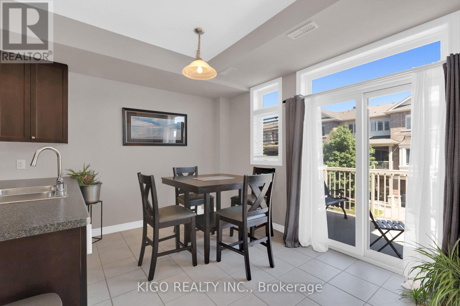 4119 Palermo Common, Burlington, ON - Indoor Photo Showing Dining Room