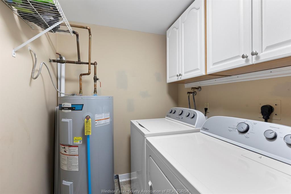 502-1905 Normandy, Lasalle, ON - Indoor Photo Showing Laundry Room